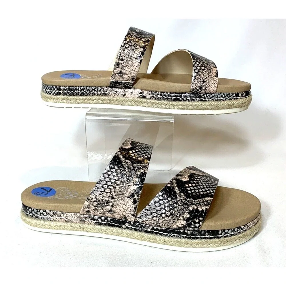 Vince‎ Camuto Sandals 7.5 / EU38 Snake Print Pink Platform Python Slide Rynnah